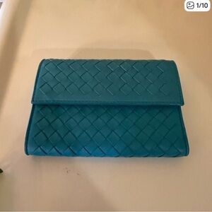 Bottega Veneta Teal Leather Women’s wallet